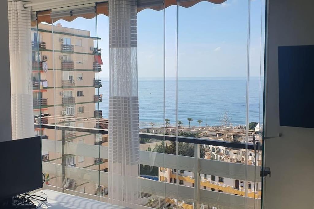 Apartamento Con Terraza A Pie De Playa Benalmádena Esterno foto