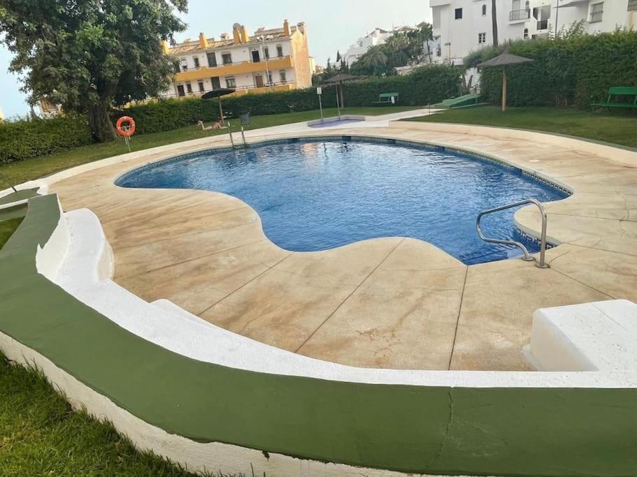 Apartamento Con Terraza A Pie De Playa Benalmádena Esterno foto